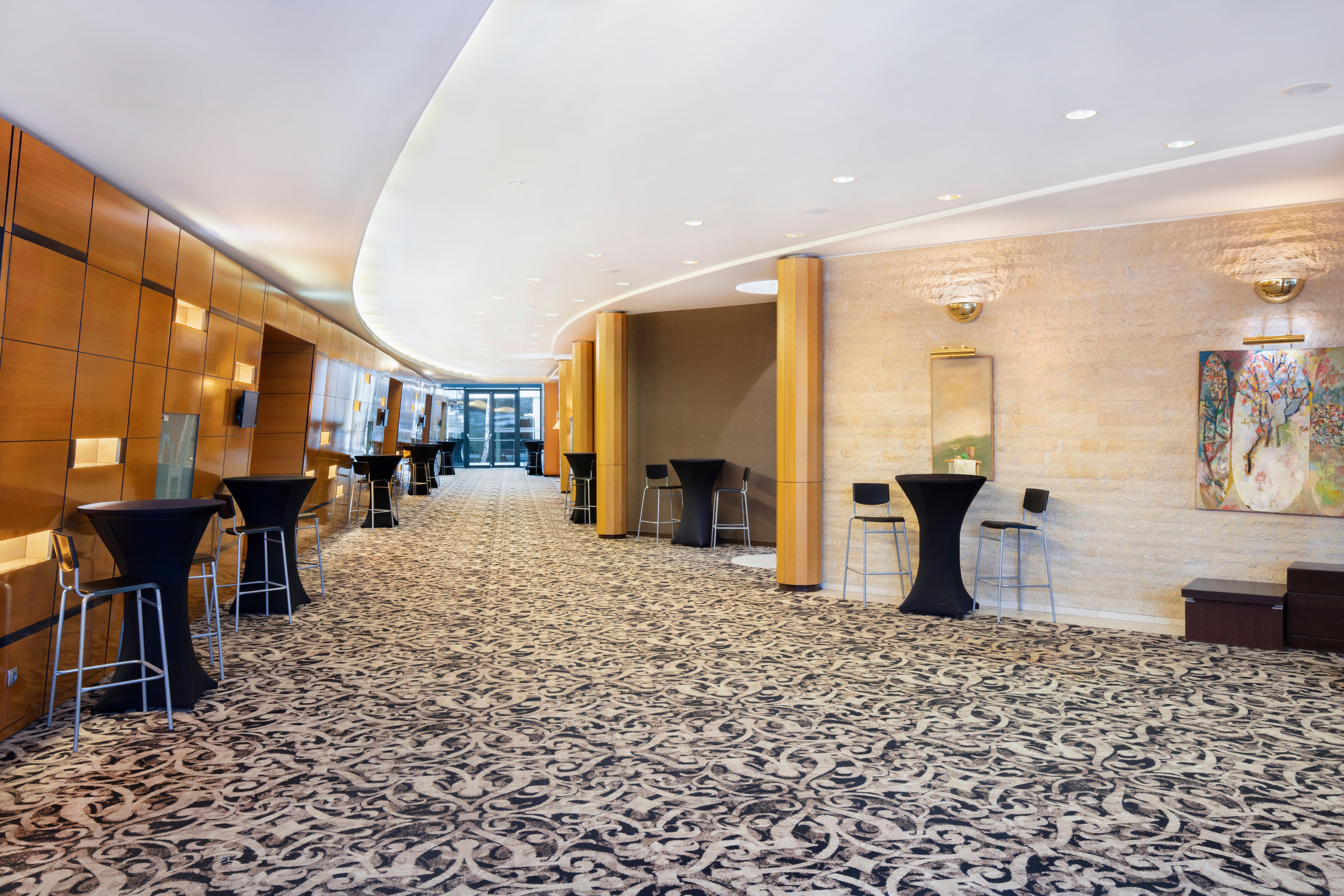 Crowne Plaza Bucharest By Ihg Hotell Exteriör bild
