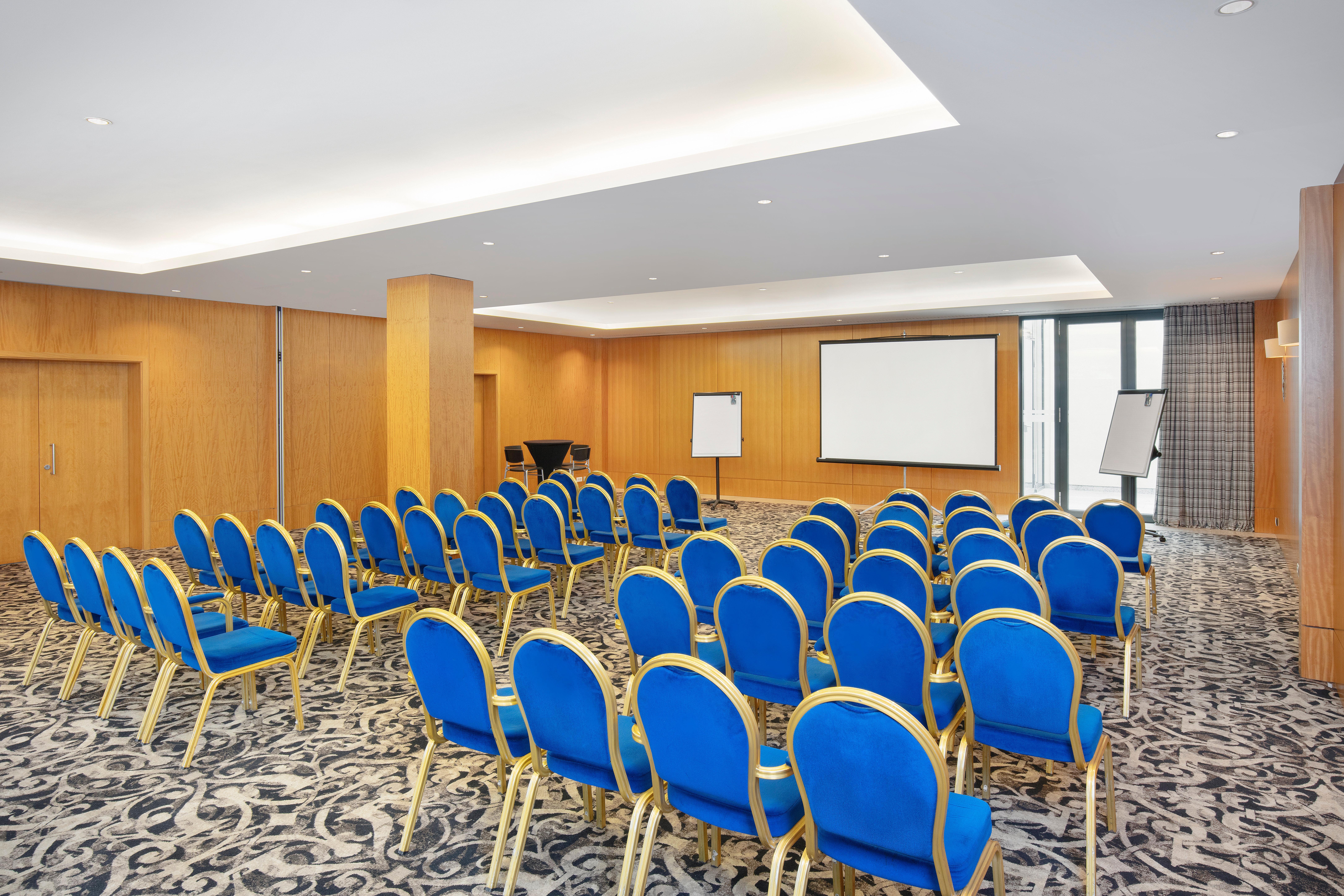 Crowne Plaza Bucharest By Ihg Hotell Exteriör bild